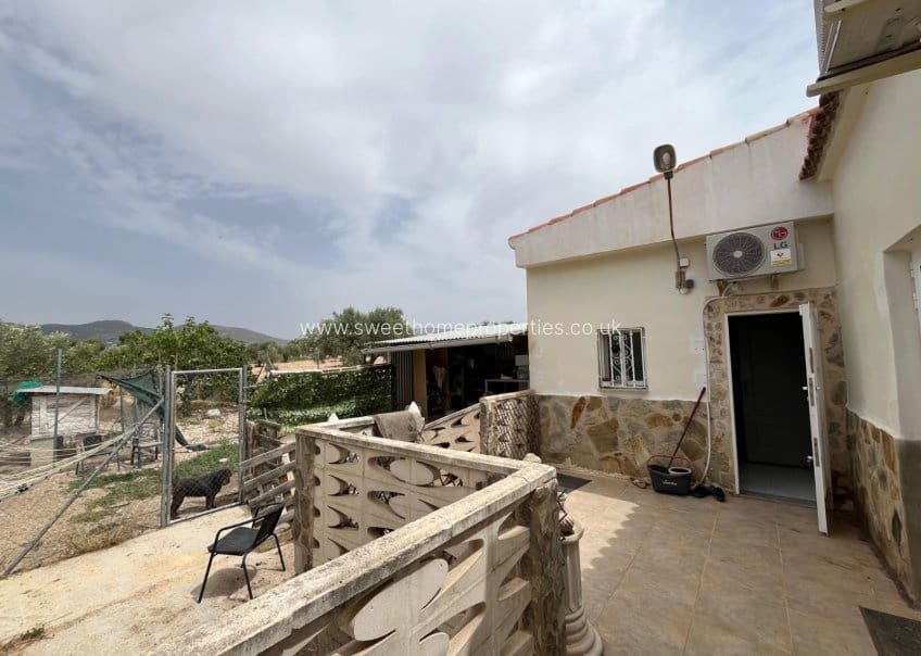 3 quarto Quinta/Casa Rural para venda em Sax com piscina garagem - 299 999 € (Ref: 10080048)