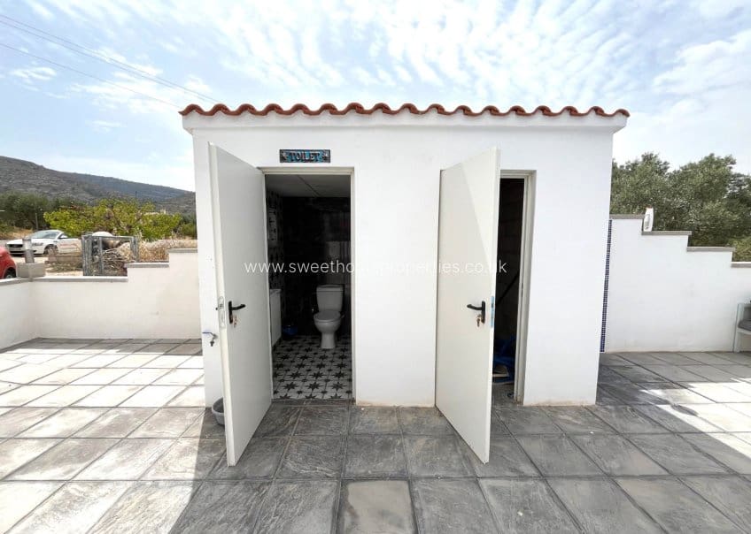 3 quarto Quinta/Casa Rural para venda em Sax com piscina garagem - 299 999 € (Ref: 10080048)