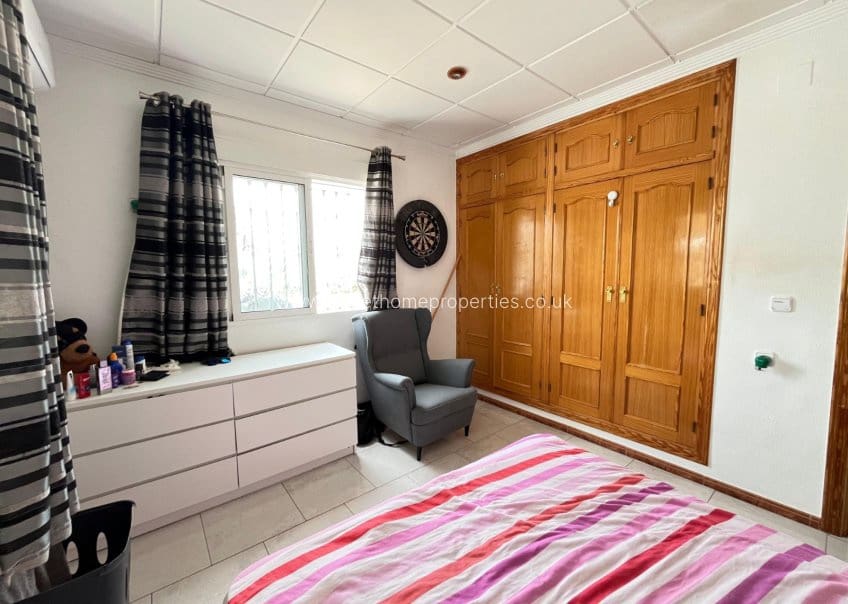 3 quarto Quinta/Casa Rural para venda em Sax com piscina garagem - 299 999 € (Ref: 10080048)