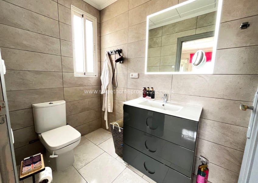 3 quarto Quinta/Casa Rural para venda em Sax com piscina garagem - 299 999 € (Ref: 10080048)