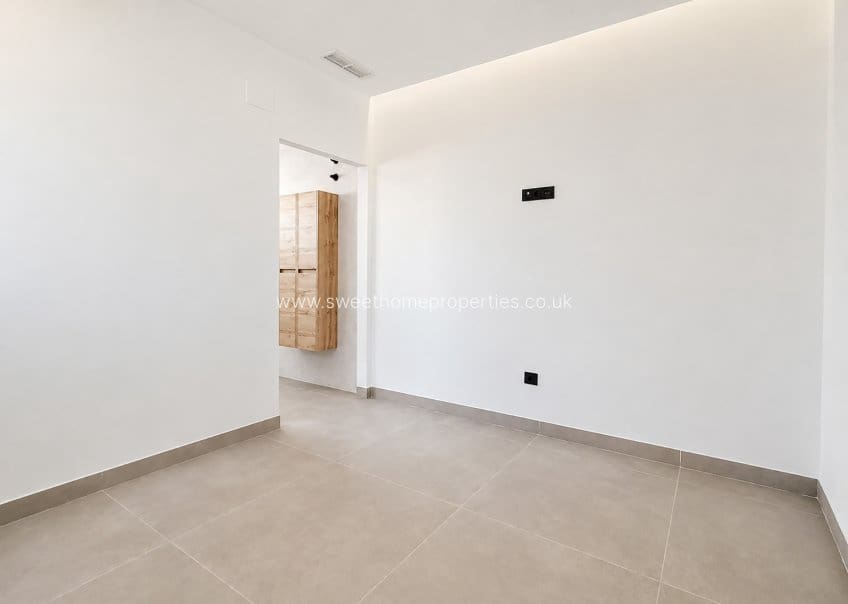 3 sovrum Finca/Hus på landet till salu i La Romana med pool garage - 599 950 € (Ref: 10088605)