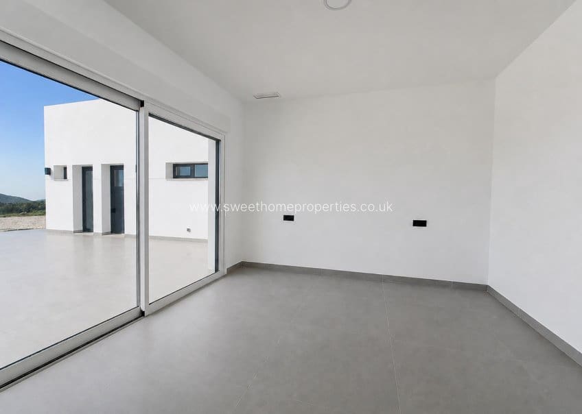 3 sovrum Finca/Hus på landet till salu i La Romana med pool garage - 599 950 € (Ref: 10088605)