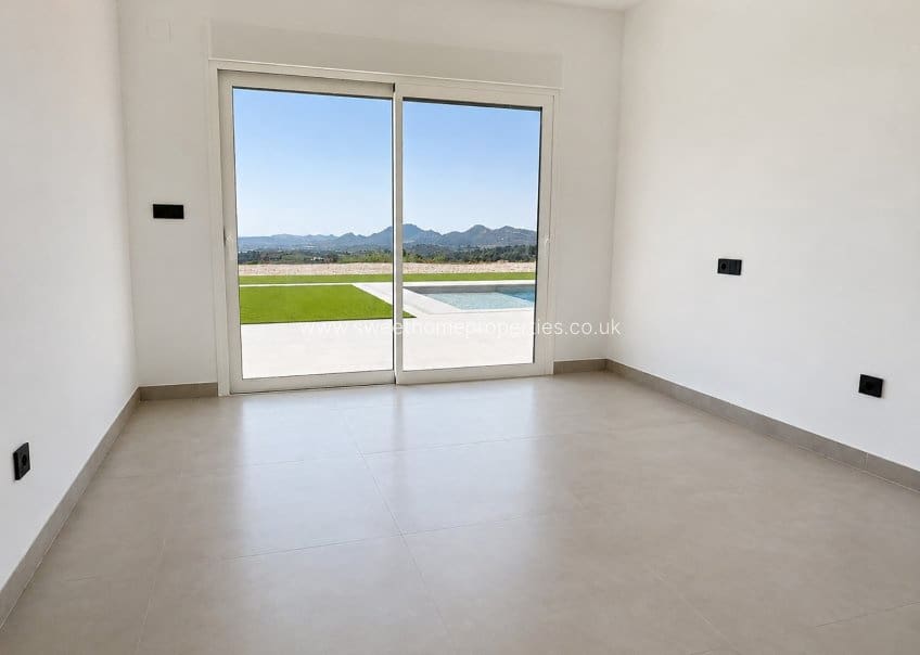 3 sovrum Finca/Hus på landet till salu i La Romana med pool garage - 599 950 € (Ref: 10088605)