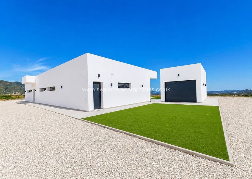 3 sovrum Finca/Hus på landet till salu i La Romana med pool garage - 599 950 € (Ref: 10088605)