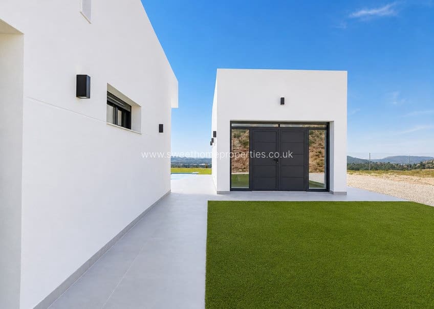 3 sovrum Finca/Hus på landet till salu i La Romana med pool garage - 599 950 € (Ref: 10088605)