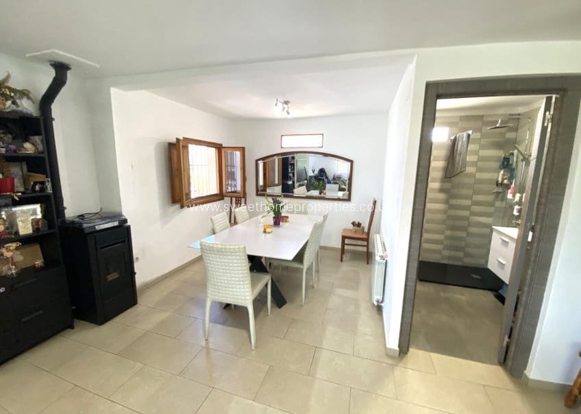 4 camera da letto Finca/Casa di Campagna in vendita in Sax con piscina garage - 239.995 € (Rif: 10098938)