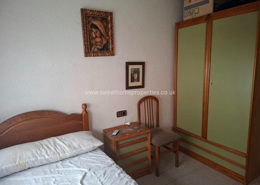 4 slaapkamer Appartement te koop in Alicante stad - € 186.000 (Ref: 10113498)