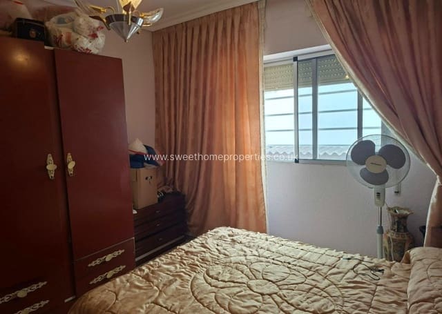 4 slaapkamer Appartement te koop in Santo Domingo, Alicante stad - € 186.000 (Ref: 10113498)