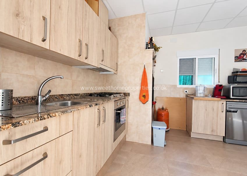 3 soveværelse Finca/Landehus til salg i Hondon de los Frailes med swimmingpool garage - € 295.350 (Ref: 10113499)