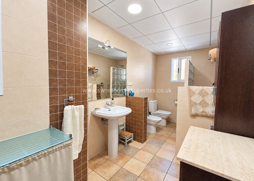 3 soveværelse Finca/Landehus til salg i Hondon de los Frailes med swimmingpool garage - € 295.350 (Ref: 10113499)