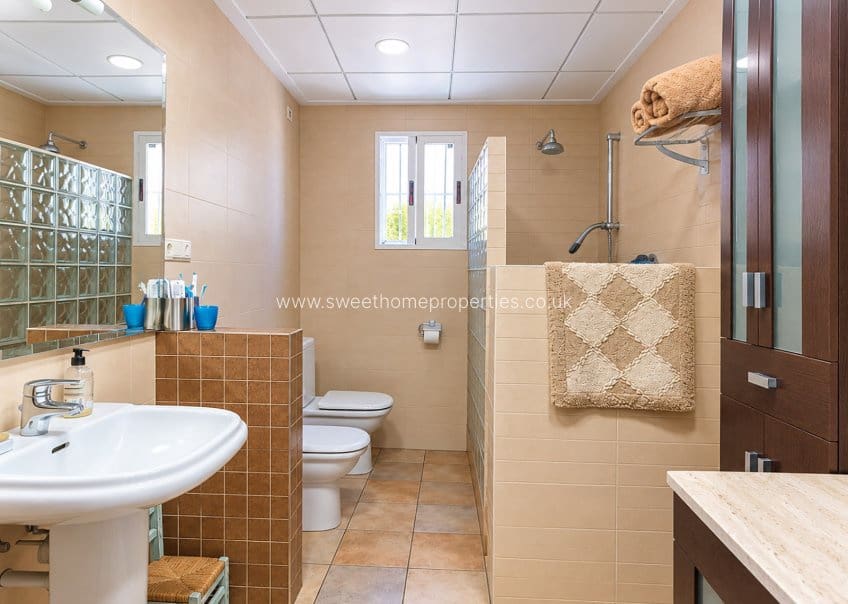 3 soveværelse Finca/Landehus til salg i Hondon de los Frailes med swimmingpool garage - € 295.350 (Ref: 10113499)