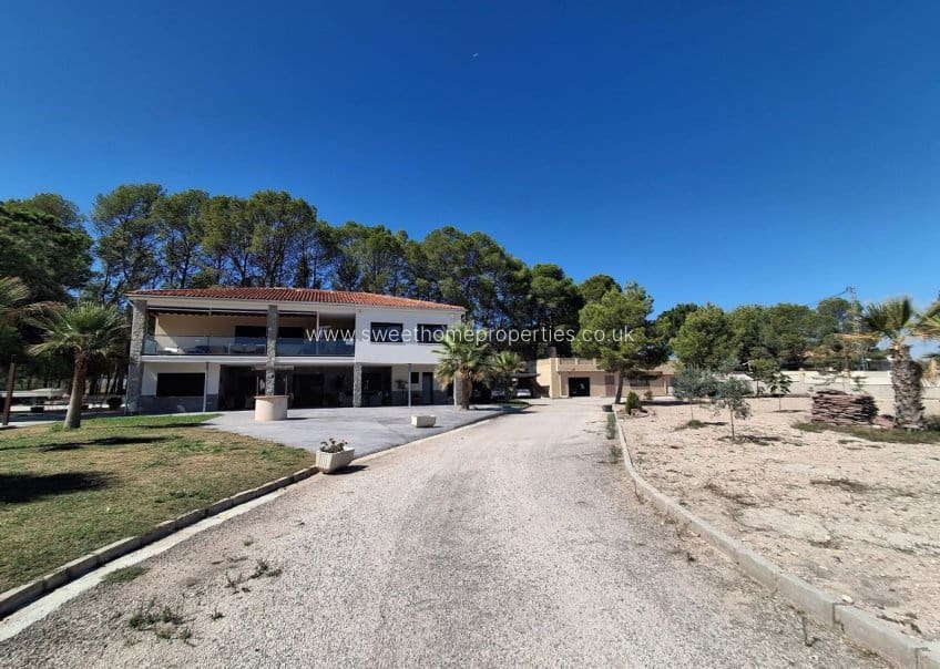7 slaapkamer Finca/Landhuis te koop in Sax met zwembad garage - € 599.995 (Ref: 10135213)