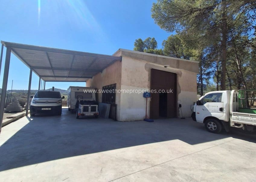 7 slaapkamer Finca/Landhuis te koop in Sax met zwembad garage - € 599.995 (Ref: 10135213)