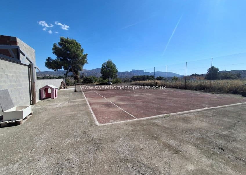 7 slaapkamer Finca/Landhuis te koop in Sax met zwembad garage - € 599.995 (Ref: 10135213)