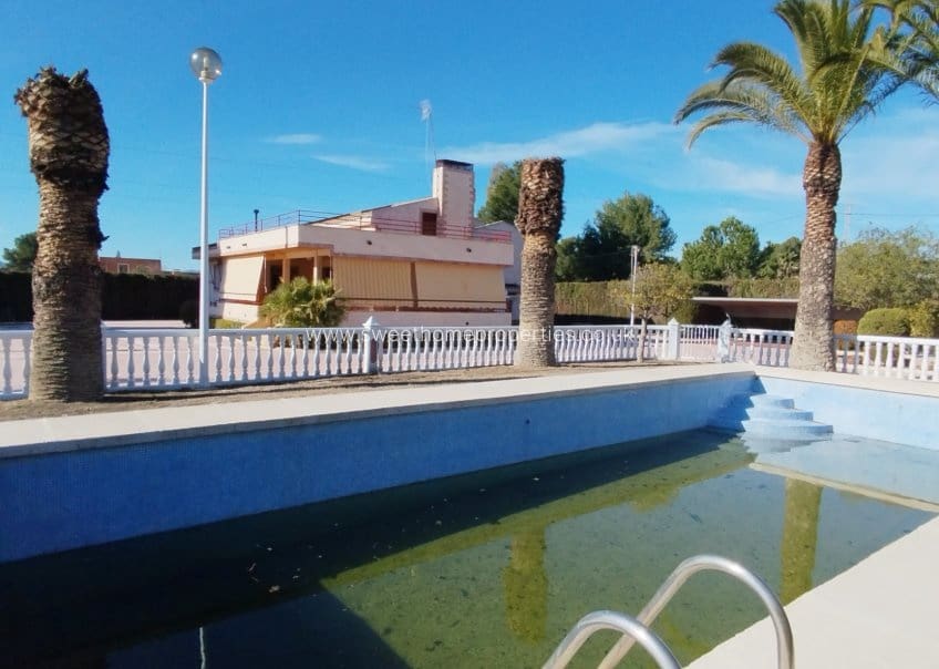 3 soveværelse Finca/Landehus til salg i Sax med swimmingpool garage - € 525.000 (Ref: 10135214)