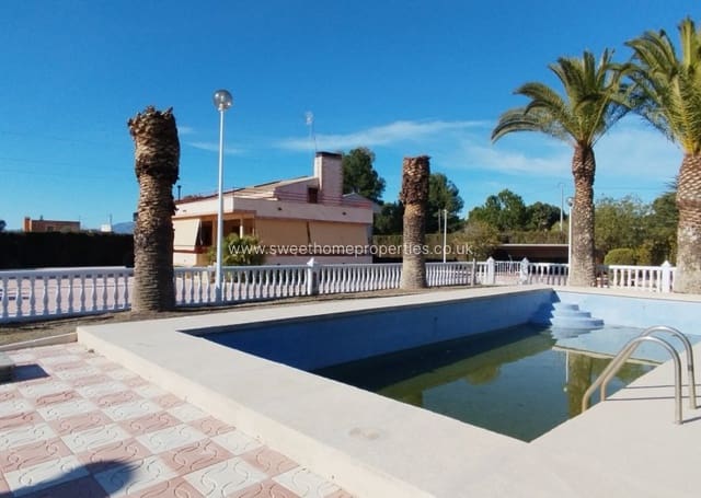 3 soveværelse Finca/Landehus til salg i Sax med swimmingpool garage - € 525.000 (Ref: 10135214)