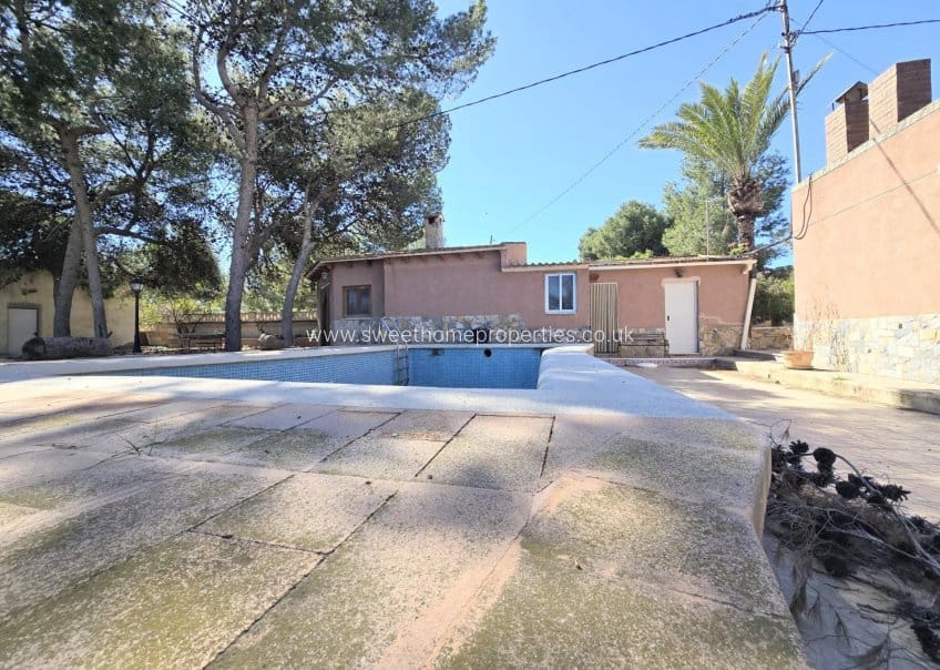 4 soverom Finca/Herregård til salgs i Aspe med svømmebasseng garasje - € 310 000 (Ref: 10140156)
