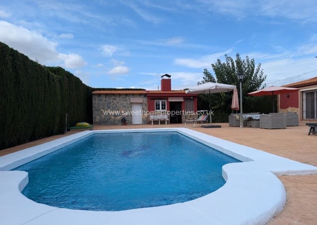 4 bedroom Finca/Country House for sale in Sax with pool garage - € 399,995 (Ref: 10154305)