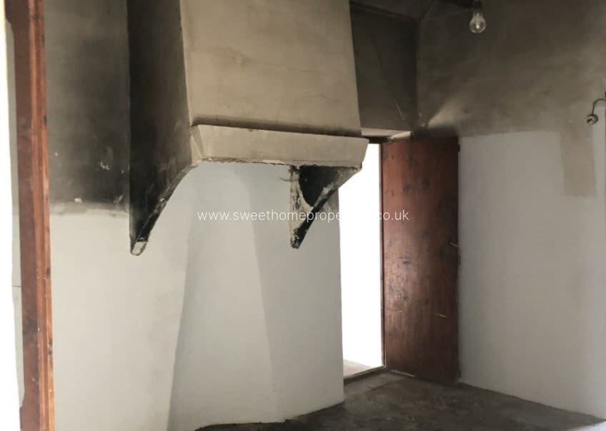 4 soverom Hus til salgs i Pinoso - € 65 000 (Ref: 10156162)
