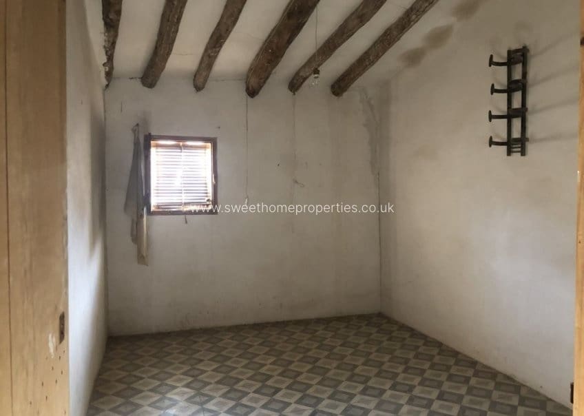 4 soverom Hus til salgs i Pinoso - € 65 000 (Ref: 10156162)