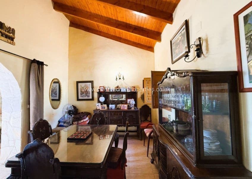 4 soveværelse Finca/Landehus til salg i Pinoso - € 225.000 (Ref: 10160068)