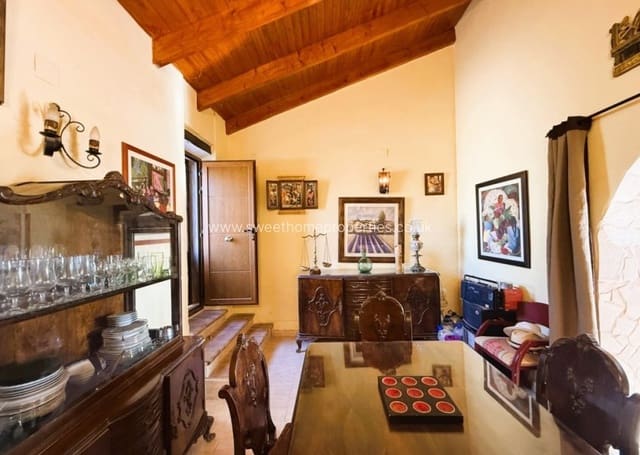 4 soveværelse Finca/Landehus til salg i Pinoso - € 225.000 (Ref: 10160068)