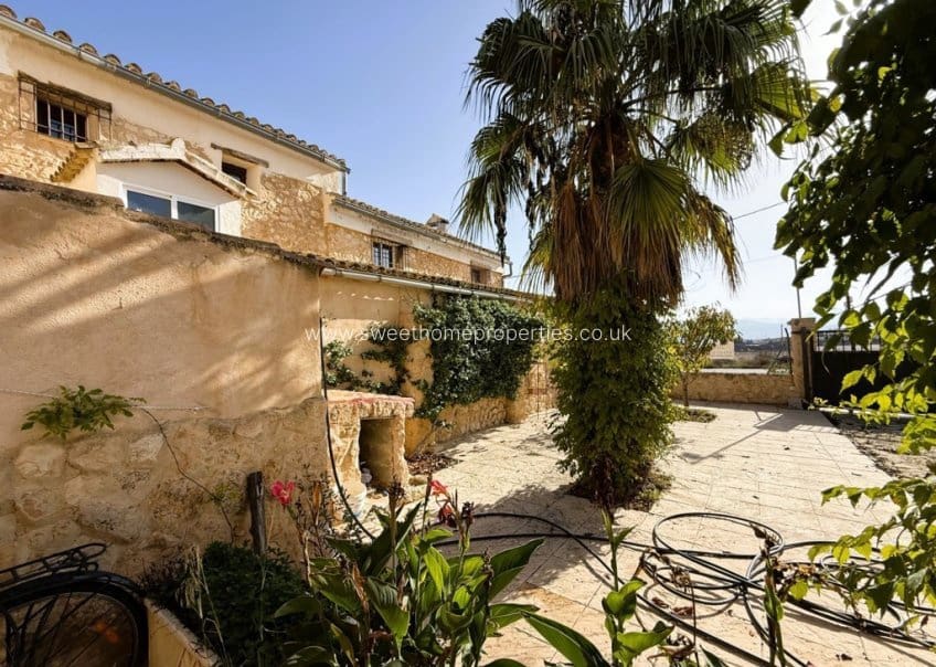 4 soveværelse Finca/Landehus til salg i Pinoso - € 225.000 (Ref: 10160068)