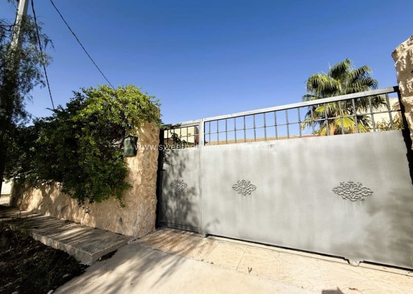 4 soveværelse Finca/Landehus til salg i Pinoso - € 225.000 (Ref: 10160068)