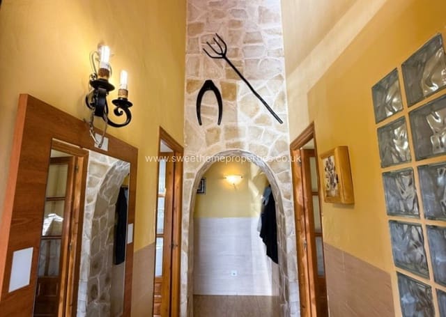 4 soveværelse Finca/Landehus til salg i Pinoso - € 225.000 (Ref: 10160068)