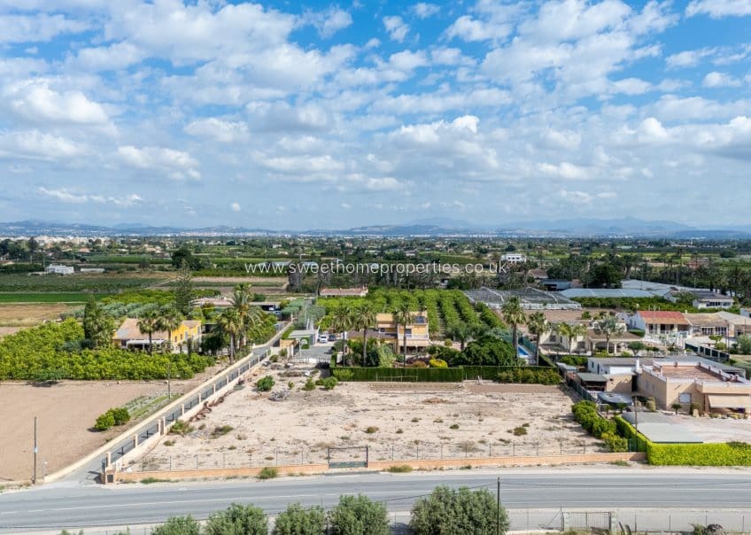 5 bedroom Finca/Country House for sale in La Hoya with pool garage - € 485,000 (Ref: 10163507)