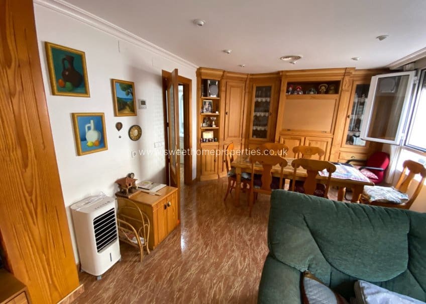 4 soverom Hus til salgs i Sax med garasje - € 199 995 (Ref: 10165658)