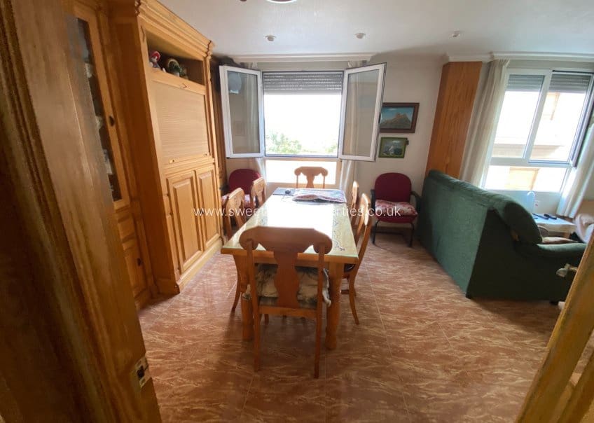 4 soverom Hus til salgs i Sax med garasje - € 199 995 (Ref: 10165658)
