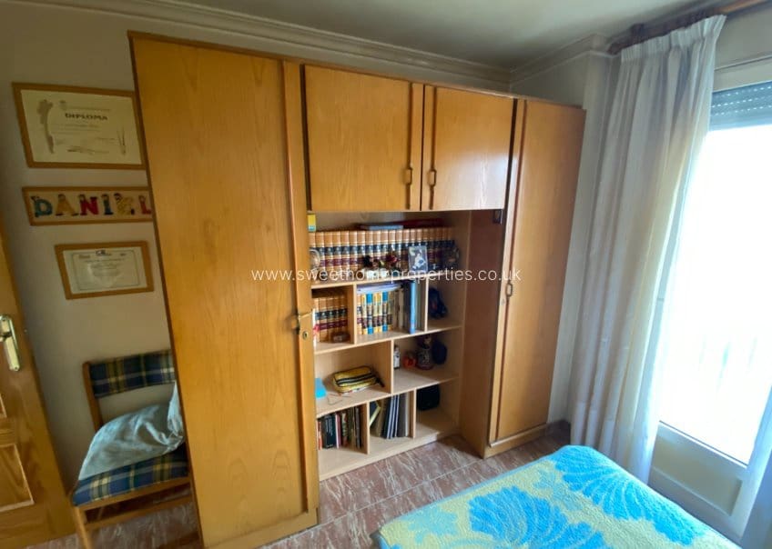4 soverom Hus til salgs i Sax med garasje - € 199 995 (Ref: 10165658)