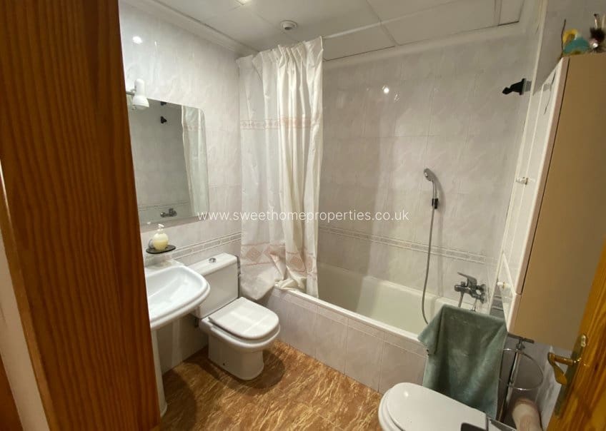 4 soverom Hus til salgs i Sax med garasje - € 199 995 (Ref: 10165658)