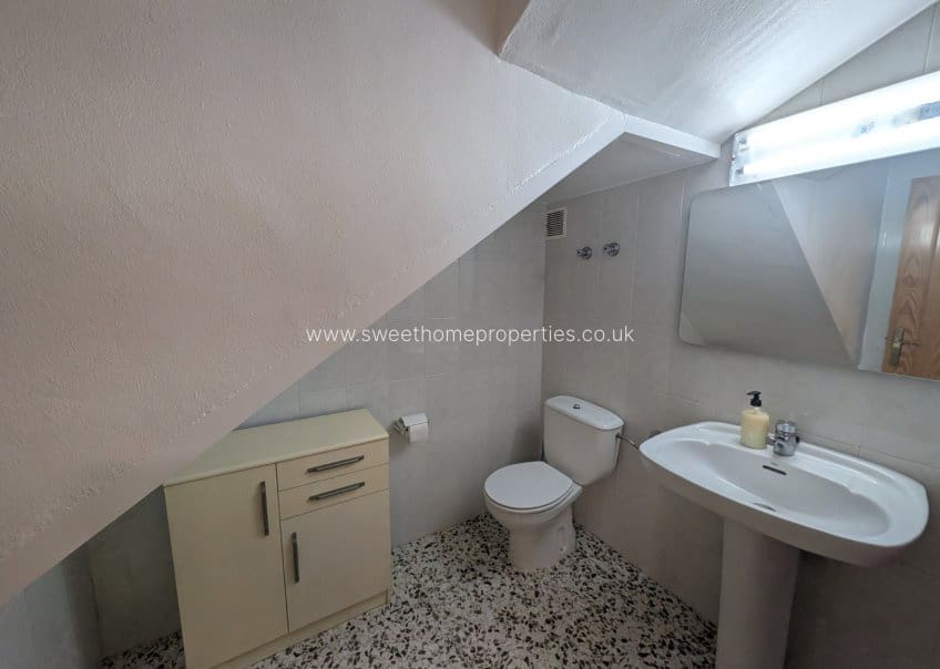 4 soverom Hus til salgs i Sax med garasje - € 199 995 (Ref: 10165658)