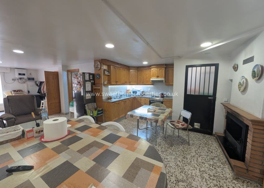 4 soverom Hus til salgs i Sax med garasje - € 199 995 (Ref: 10165658)