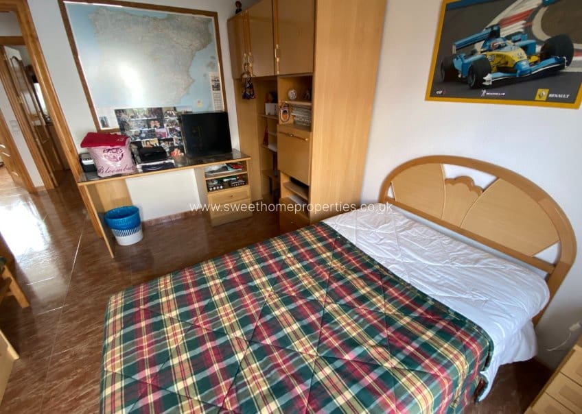 4 soverom Hus til salgs i Sax med garasje - € 199 995 (Ref: 10165658)