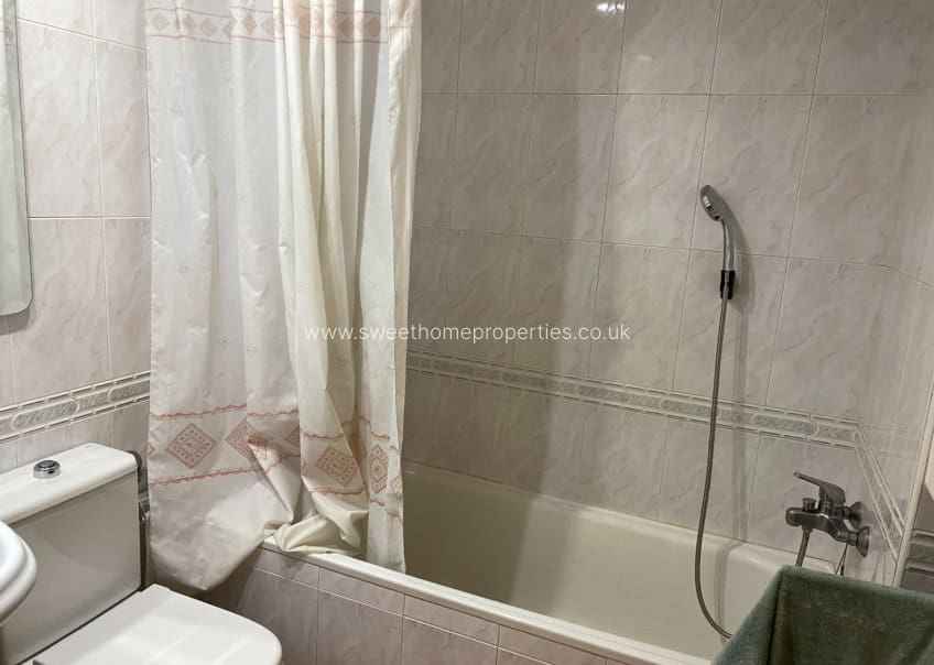 4 soverom Hus til salgs i Sax med garasje - € 199 995 (Ref: 10165658)