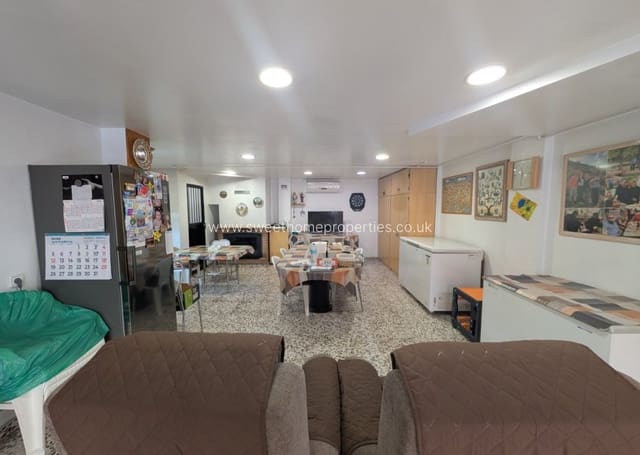 4 soverom Hus til salgs i Sax med garasje - € 199 995 (Ref: 10165658)