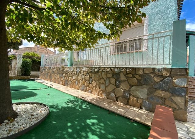 3 soverom Hus til salgs i Salinas med garasje - € 199 995 (Ref: 10165659)