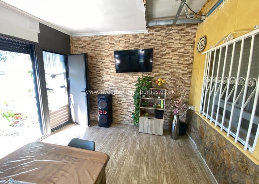 4 bedroom Finca/Country House for sale in Sax with pool garage - € 239,995 (Ref: 10165805)