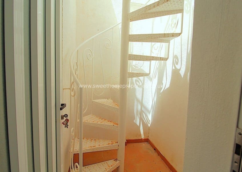 3 bedroom Townhouse for sale in Playa Flamenca with pool garage - € 179,999 (Ref: 10167513)