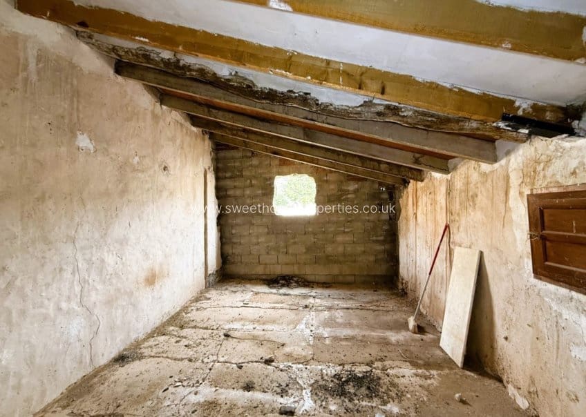 5 soveværelse Finca/Landehus til salg i L'Alguena / Alguenya - € 99.000 (Ref: 10172233)