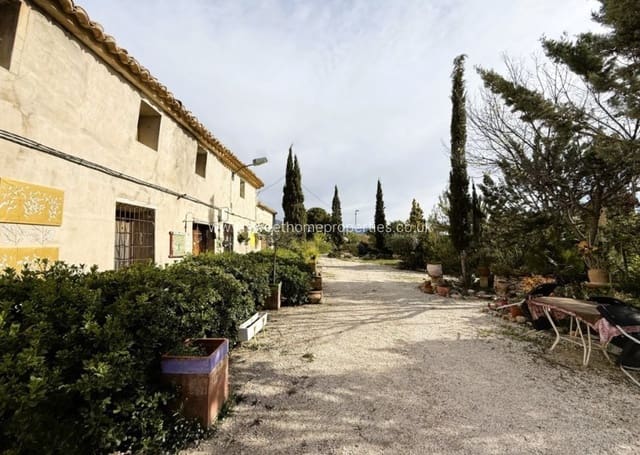 3 Zimmer Finca/Landgut zu verkaufen in Pinoso mit Pool Garage - 129.000 € (Ref: 10172234)