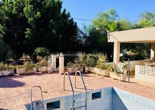 4 soveværelse Finca/Landehus til salg i Crevillente / Crevillent med swimmingpool - € 300.000 (Ref: 10179476)