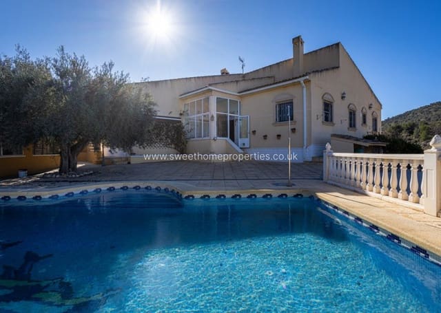 3 soverom Finca/Herregård til salgs i La Zarza, Jumilla med svømmebasseng garasje - € 395 000 (Ref: 10179604)