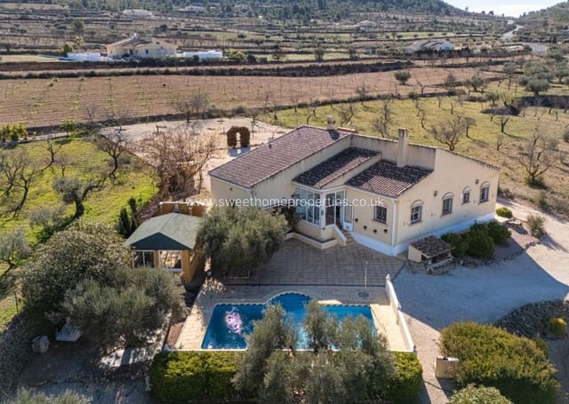 3 soverom Finca/Herregård til salgs i La Zarza, Jumilla med svømmebasseng garasje - € 395 000 (Ref: 10179604)