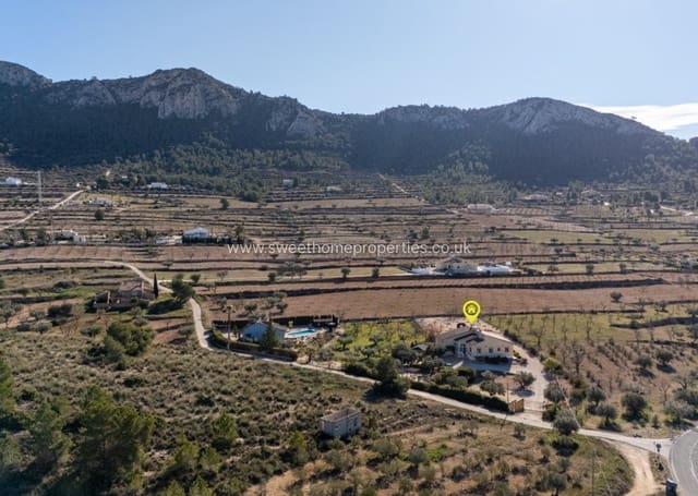 3 soverom Finca/Herregård til salgs i La Zarza, Jumilla med svømmebasseng garasje - € 395 000 (Ref: 10179604)