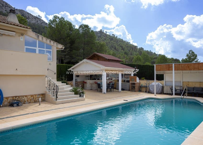 4 chambre Finca/Maison de Campagne à vendre à La Zarza avec piscine garage - 385 000 € (Ref: 10179605)