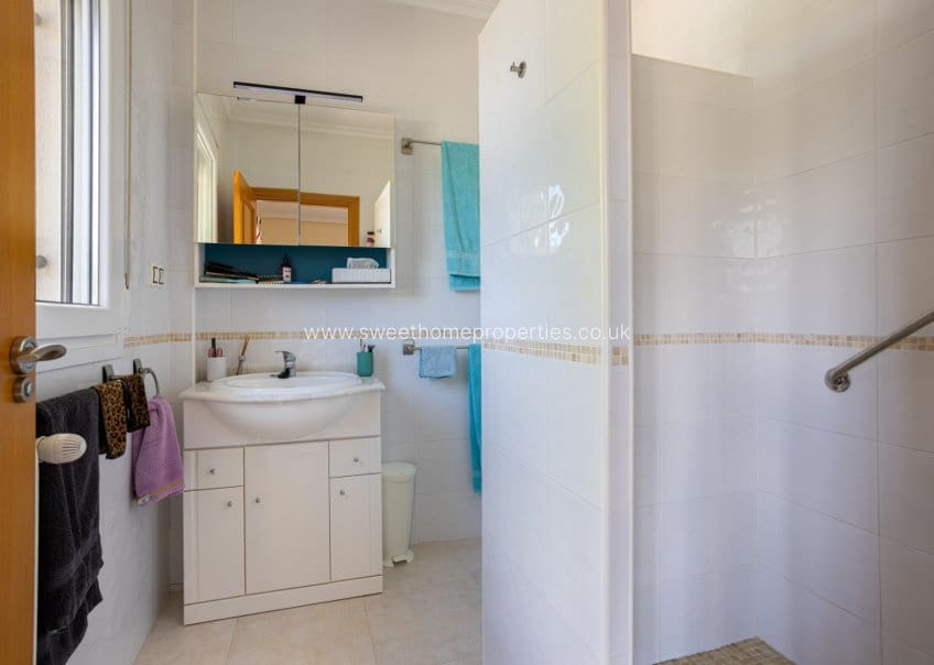 4 chambre Finca/Maison de Campagne à vendre à La Zarza avec piscine garage - 385 000 € (Ref: 10179605)